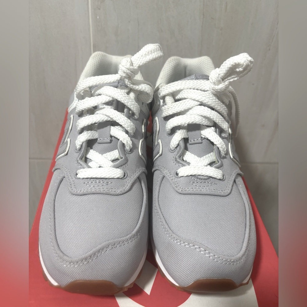 Kids New Balance Sz 3